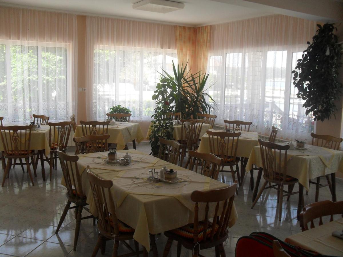 라브 Anka Bunic B&B 외부 사진