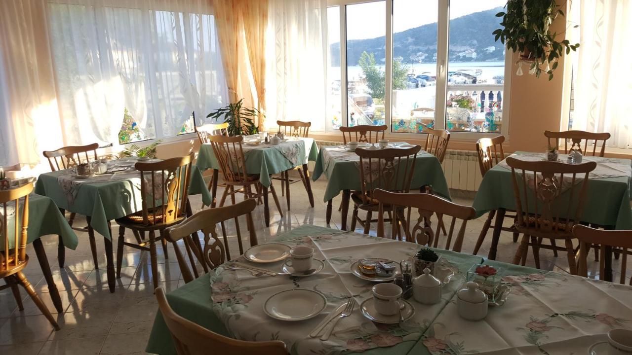 라브 Anka Bunic B&B 외부 사진